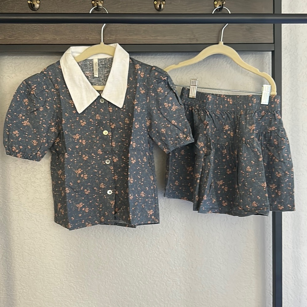 Rylee + Cru Navy Floral Two-Piece Set with Cream Collar